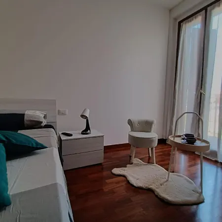 Bed37 *